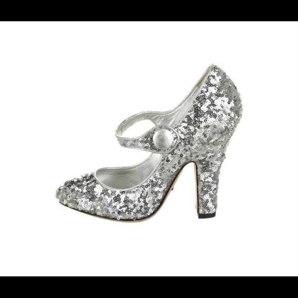 Dolce & Gabbana Shoes - Brand New Dolce & Gabbana semi-pointed silver sequin pumps. Size 38 (7.5 U.S.)